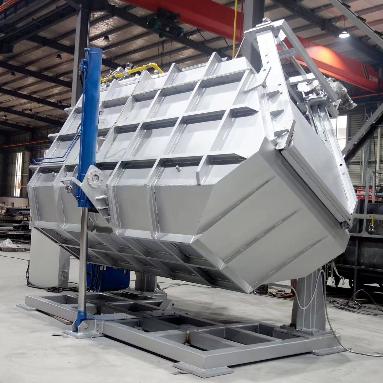 Tilting Copper Melting Furnace
